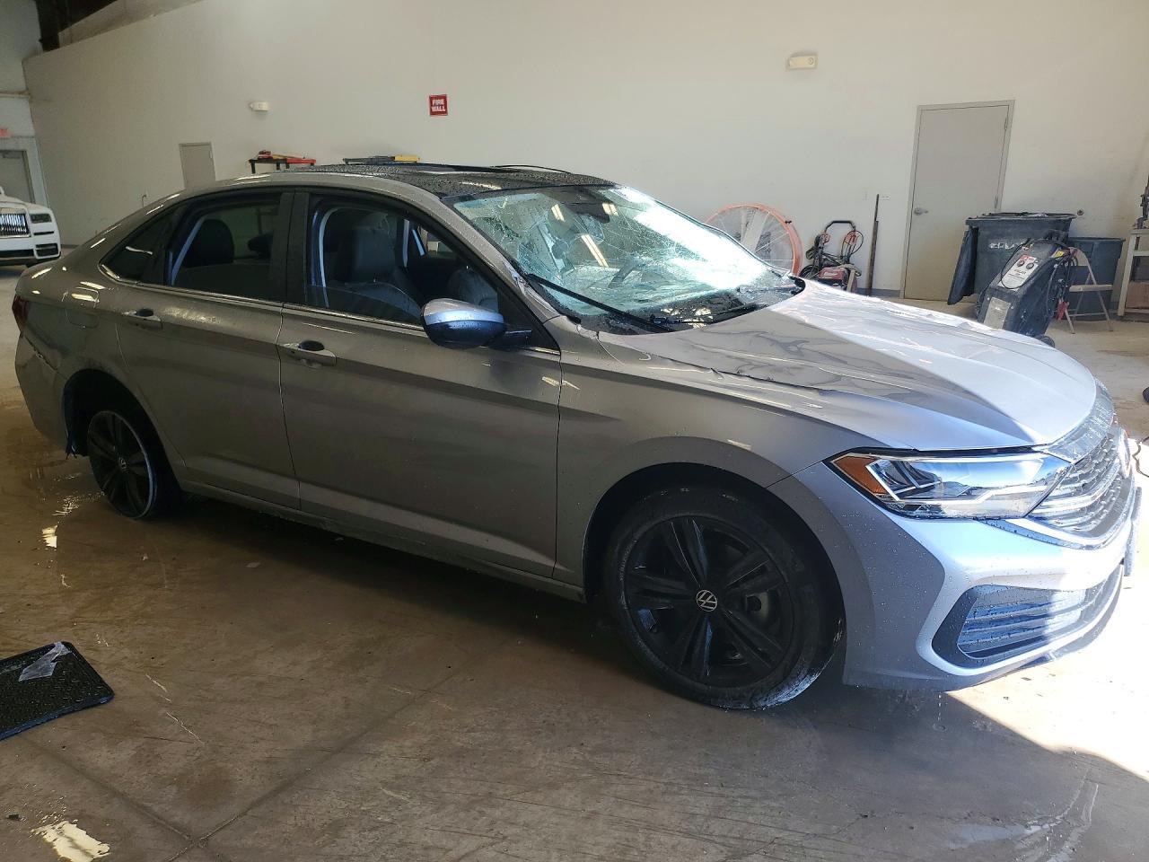 2024 VOLKSWAGEN JETTA