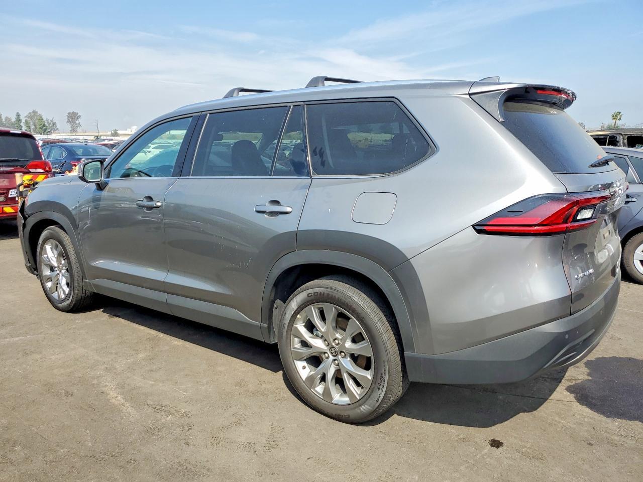2026 TOYOTA HIGHLANDER