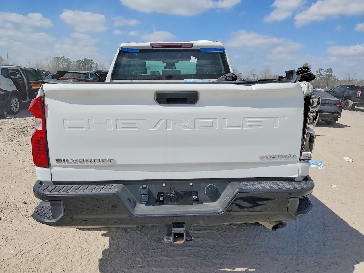2025 CHEVROLET Silverado