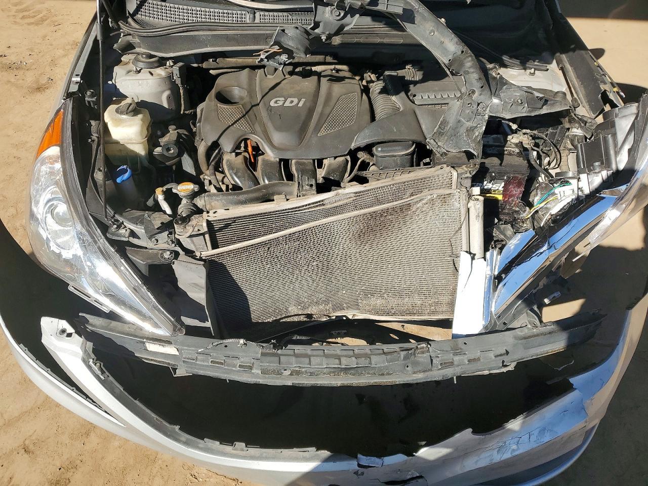 2011 HYUNDAI SONATA
