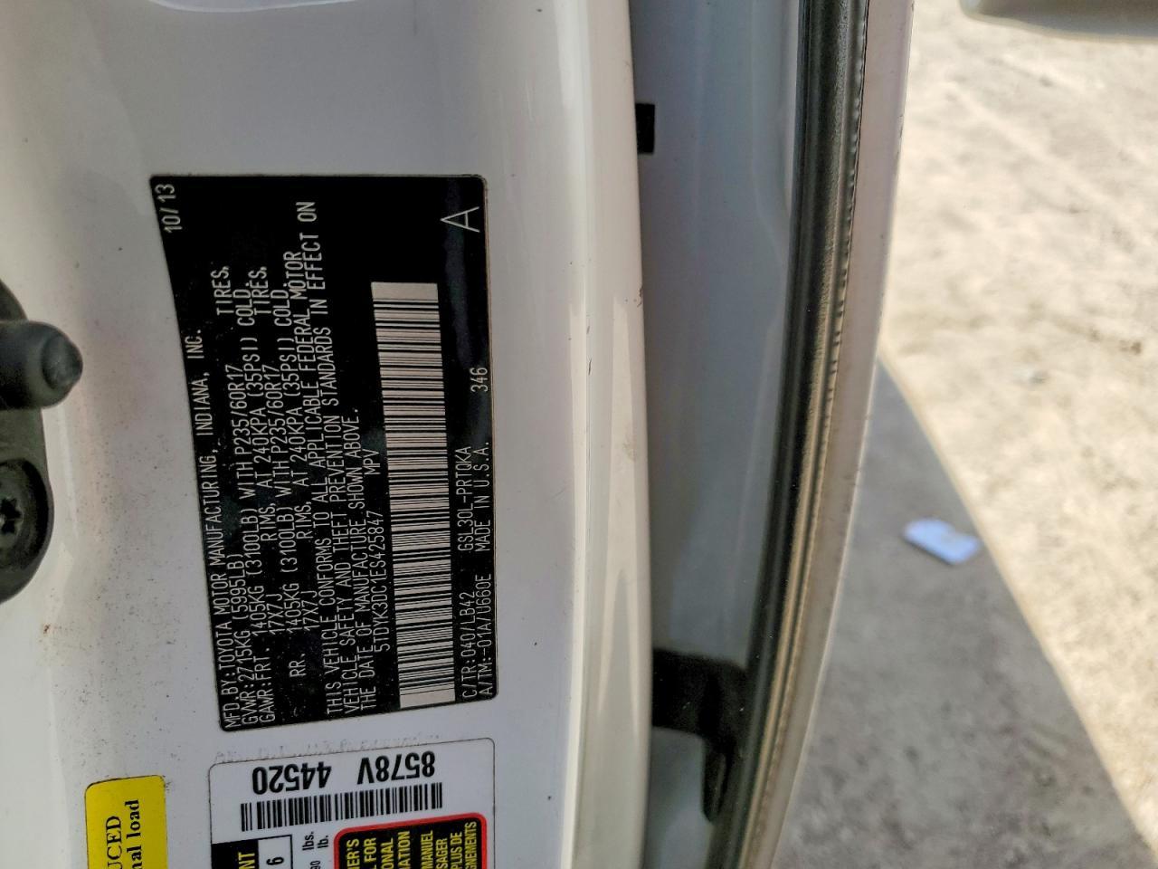 2014 TOYOTA SIENNA