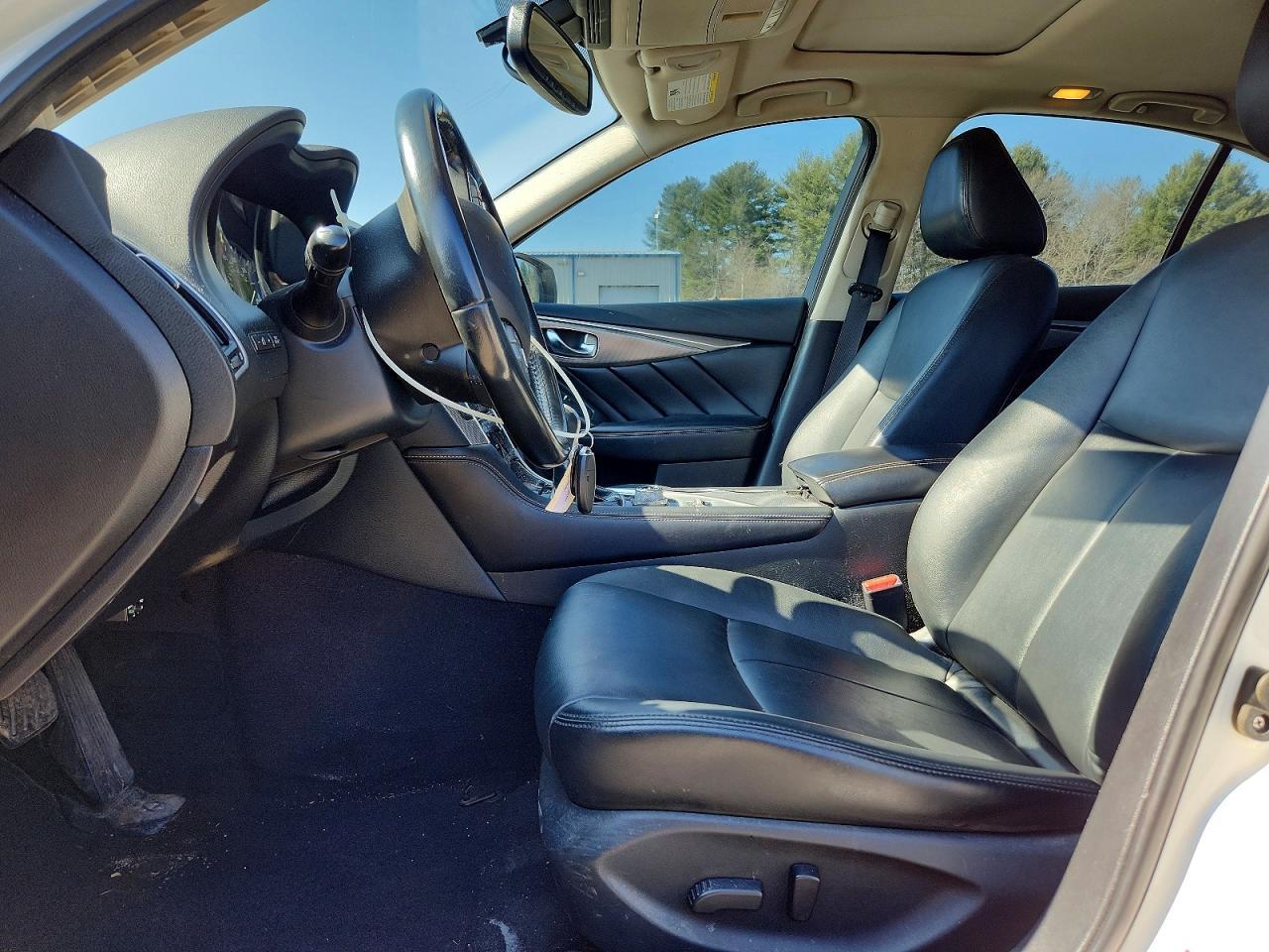 2017 INFINITI Q50