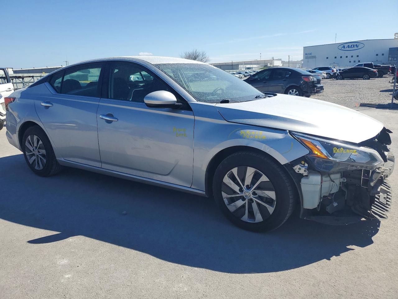2021 NISSAN ALTIMA