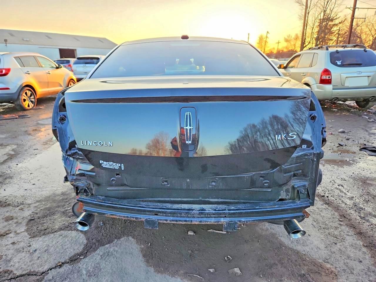 2013 LINCOLN MKS