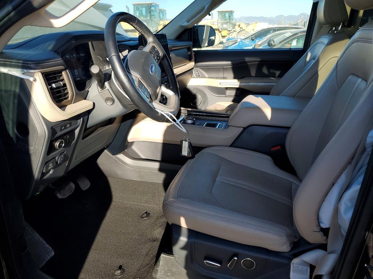 2024 FORD Expedition