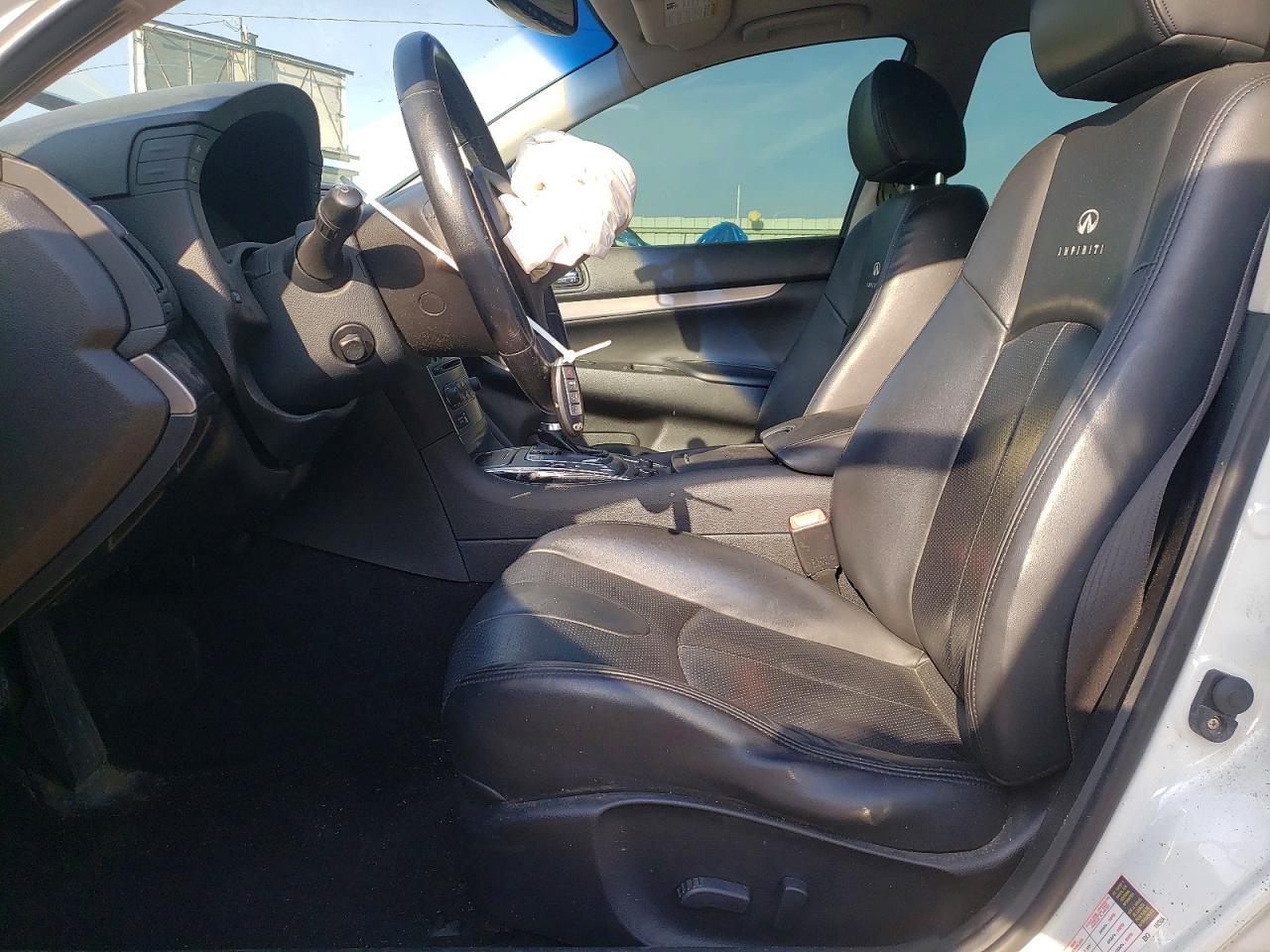 2012 INFINITI G37