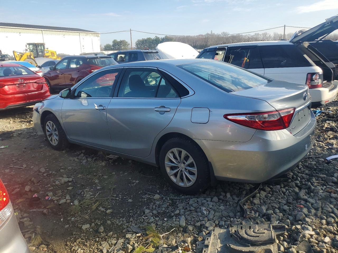 2016 TOYOTA CAMRY