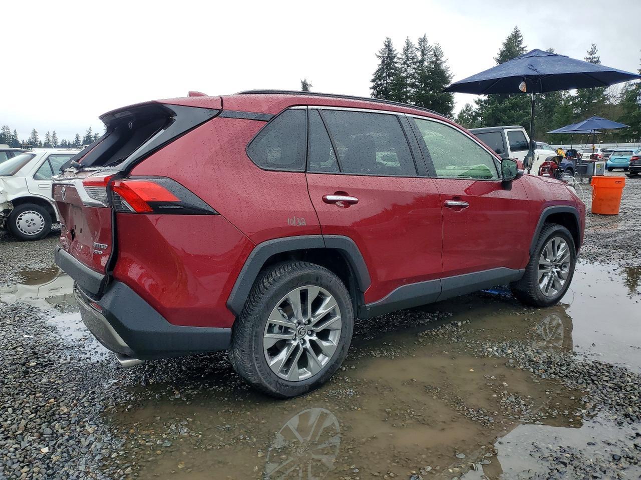 2022 TOYOTA RAV4