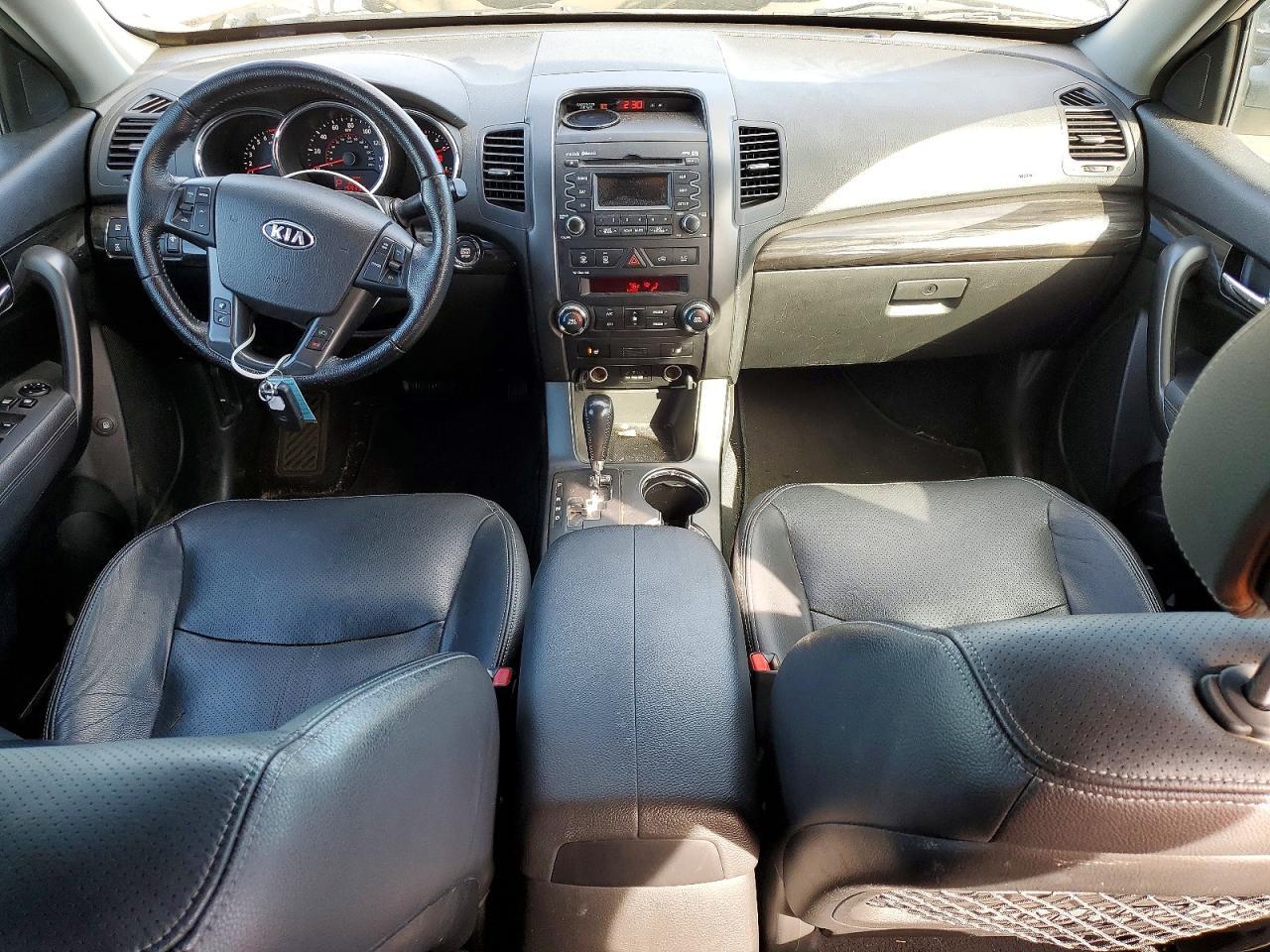 2011 KIA SORENTO