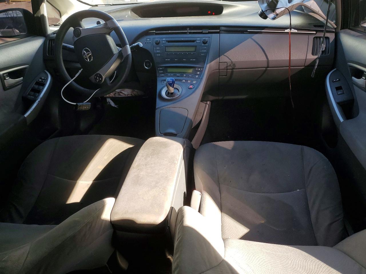 2011 TOYOTA PRIUS