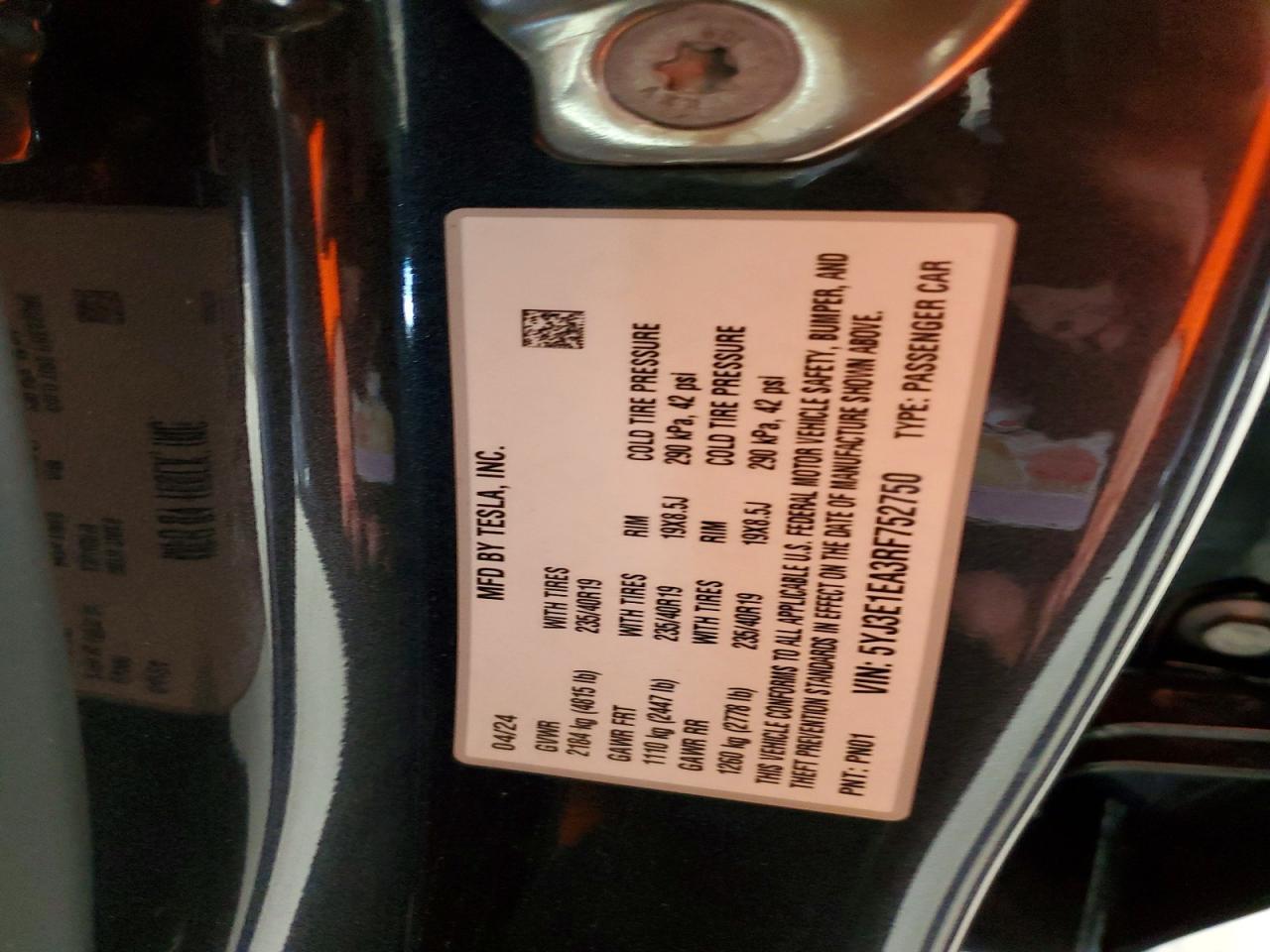 2024 TESLA MODEL 3