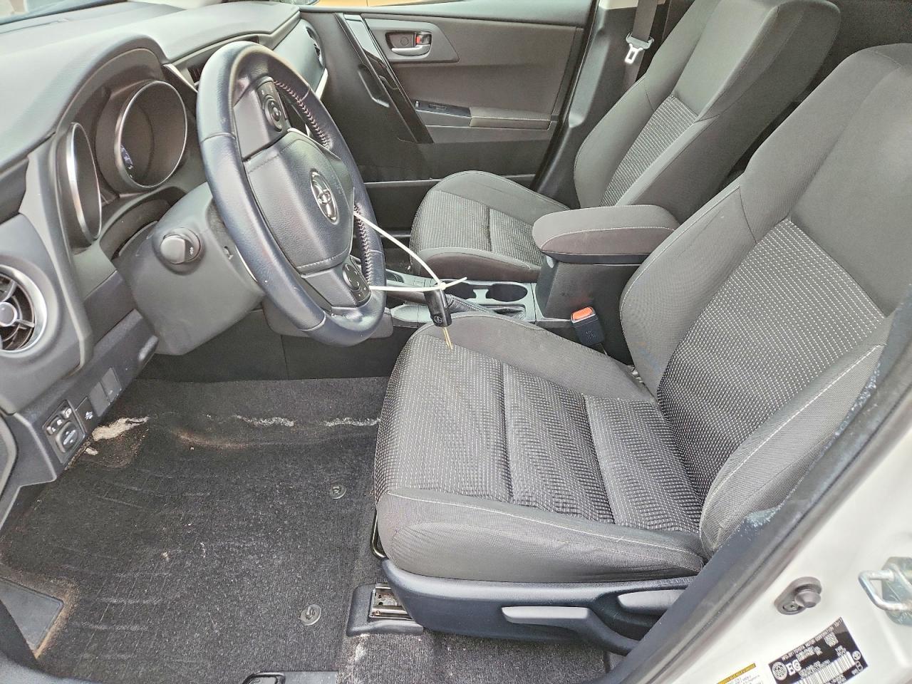 2018 TOYOTA COROLLA