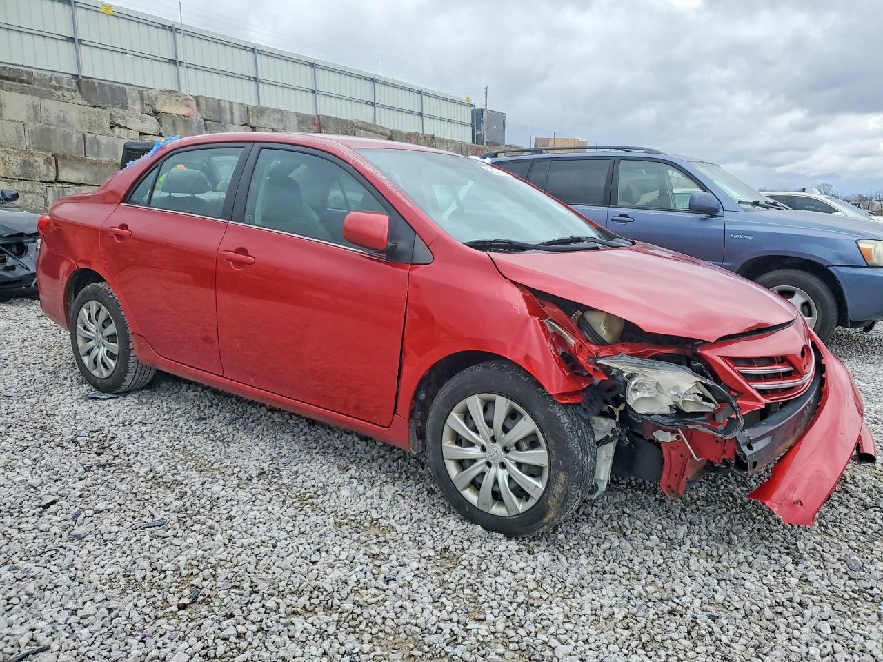 2013 TOYOTA COROLLA