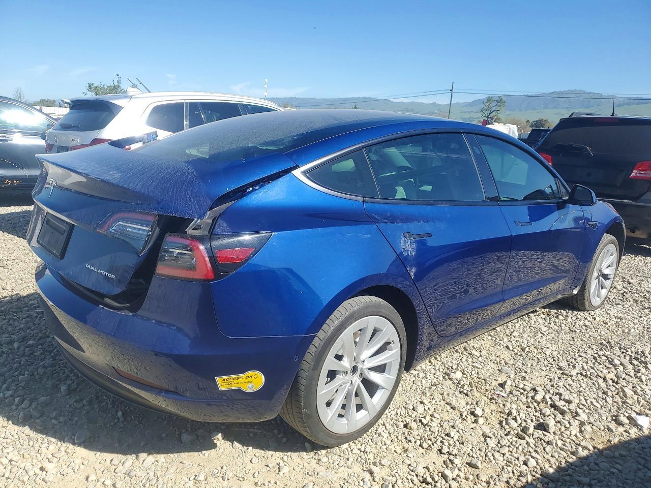 2021 TESLA MODEL 3