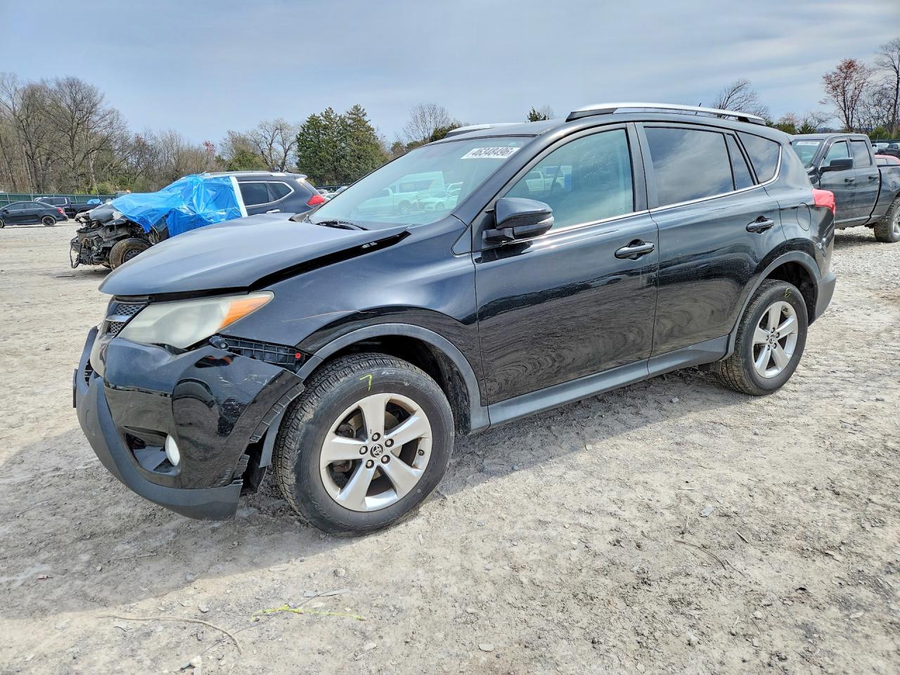 2015 TOYOTA RAV4