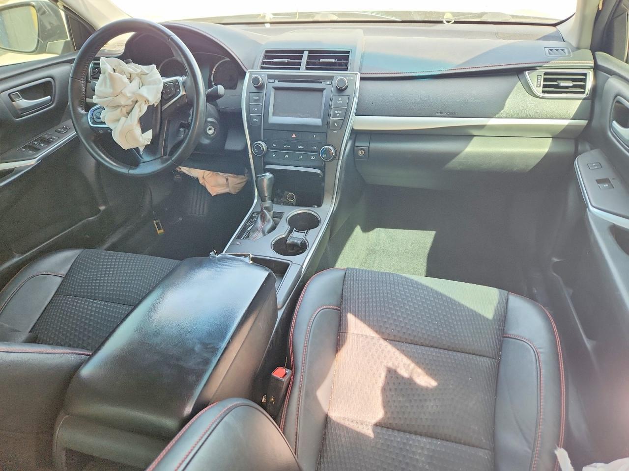 2015 TOYOTA CAMRY