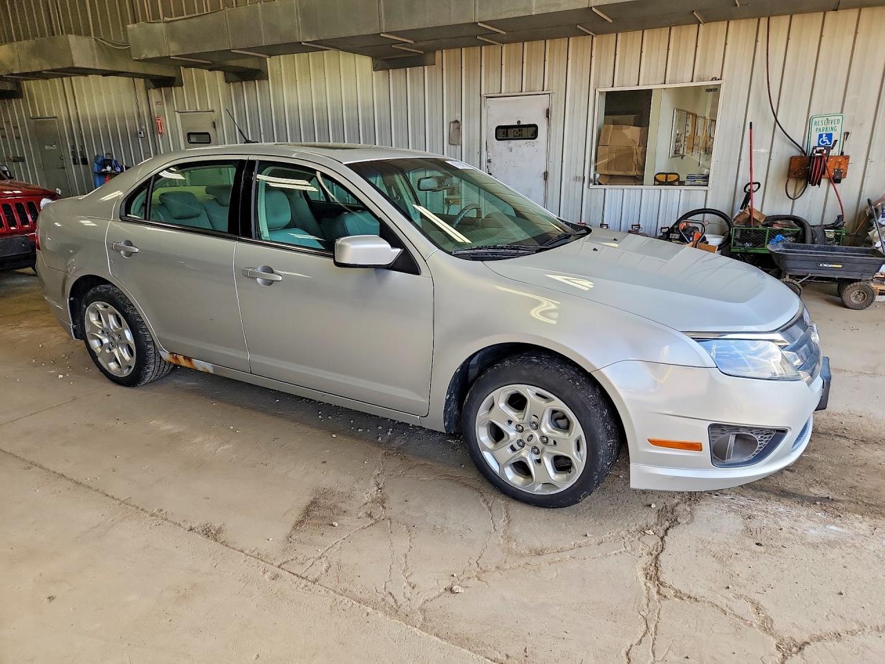 2010 FORD FUSION