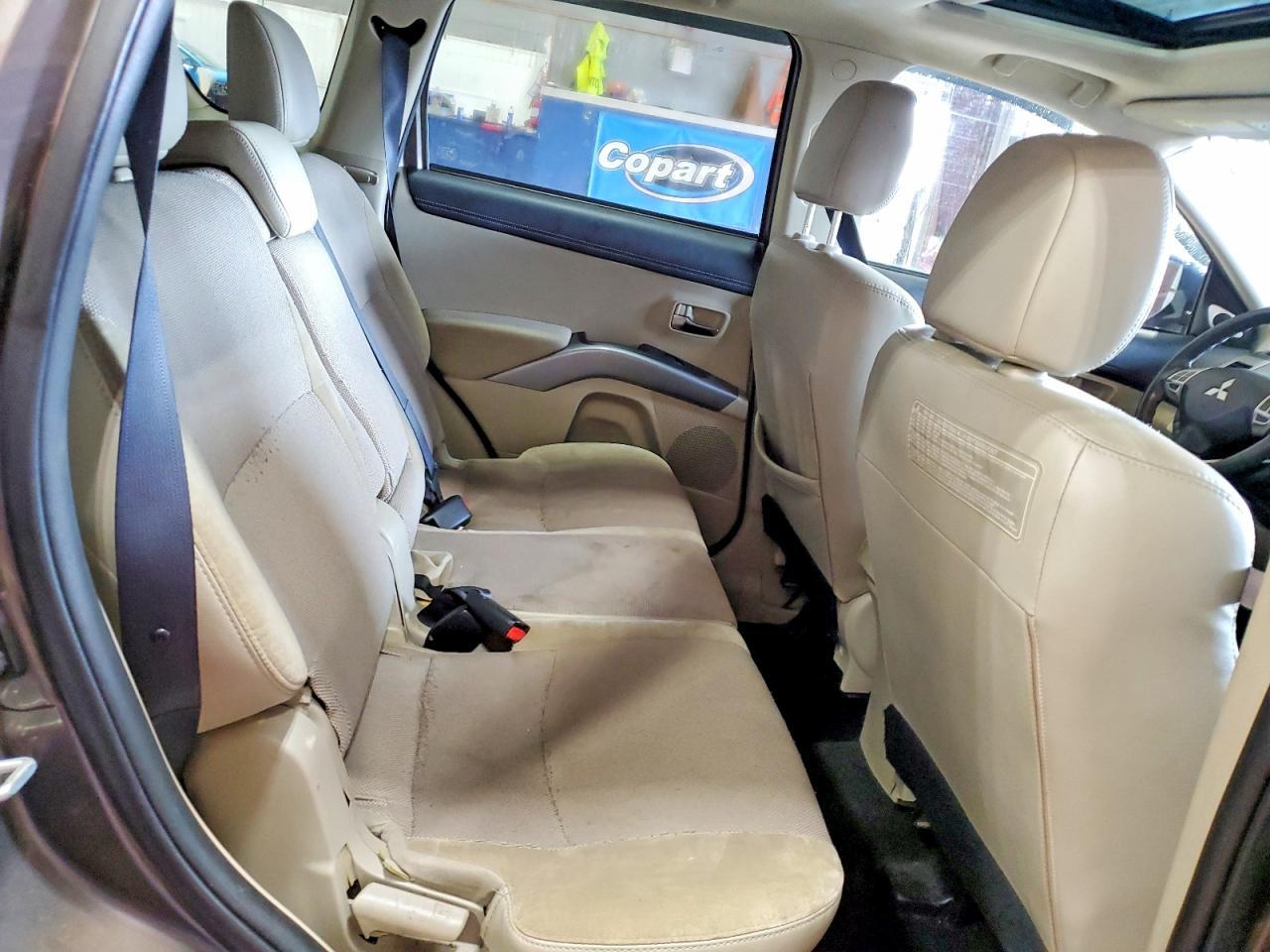 2012 MITSUBISHI outlander