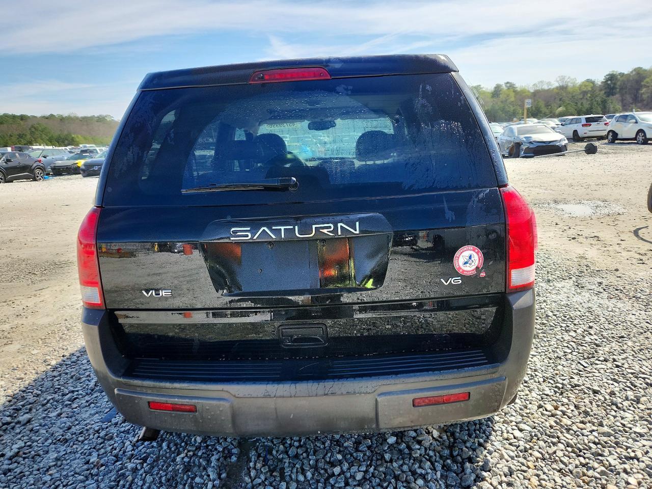 2004 SATURN Vue