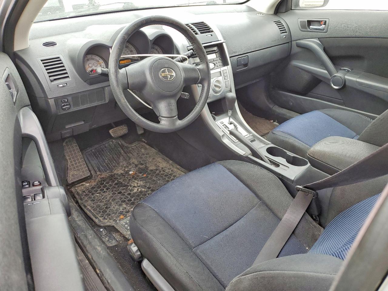 2005 TOYOTA SCION
