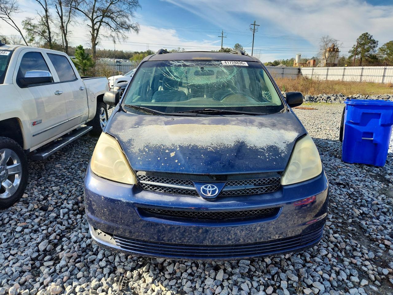 2005 TOYOTA SIENNA