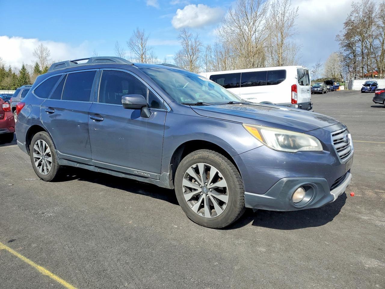 2015 SUBARU Outback