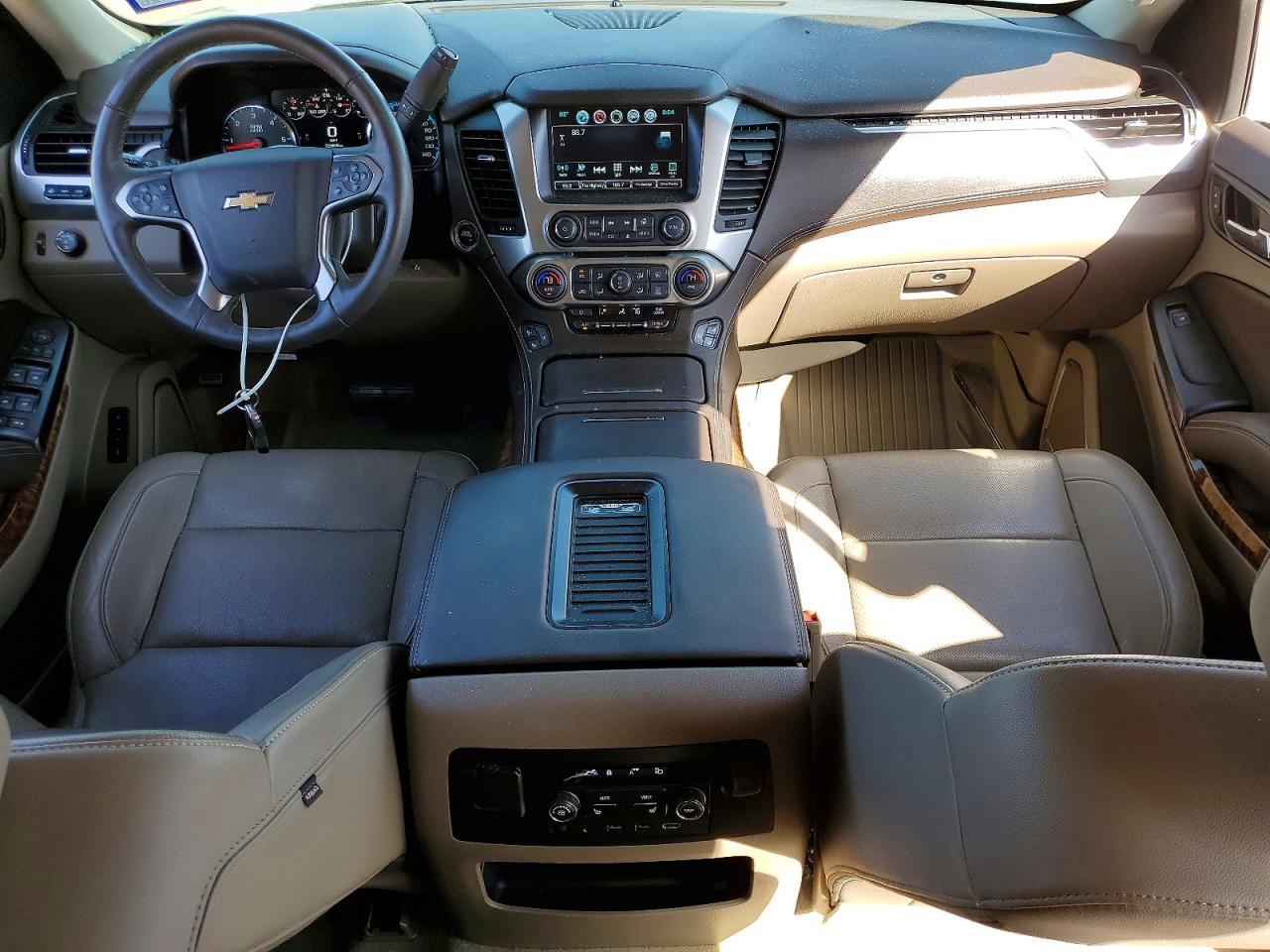 2017 CHEVROLET Tahoe