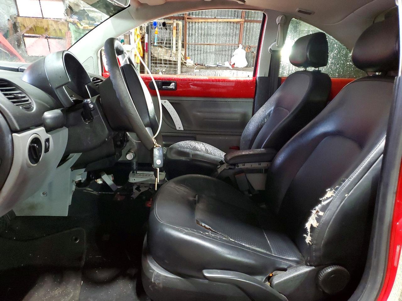 2004 VOLKSWAGEN Beetle