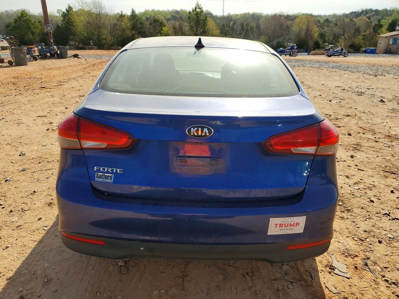 2017 KIA FORTE