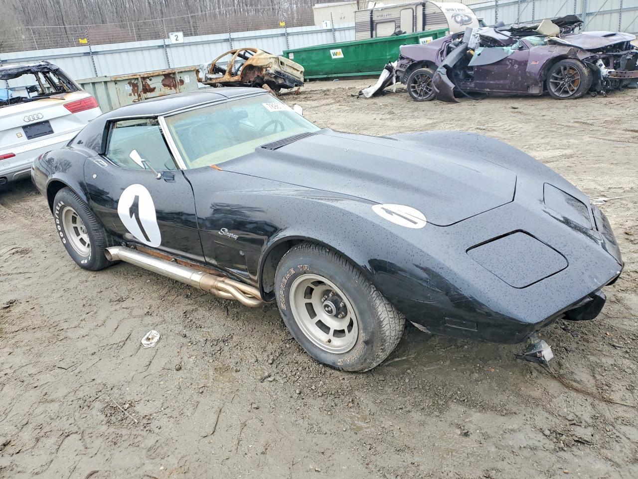 1976 CHEVROLET CORVETTE