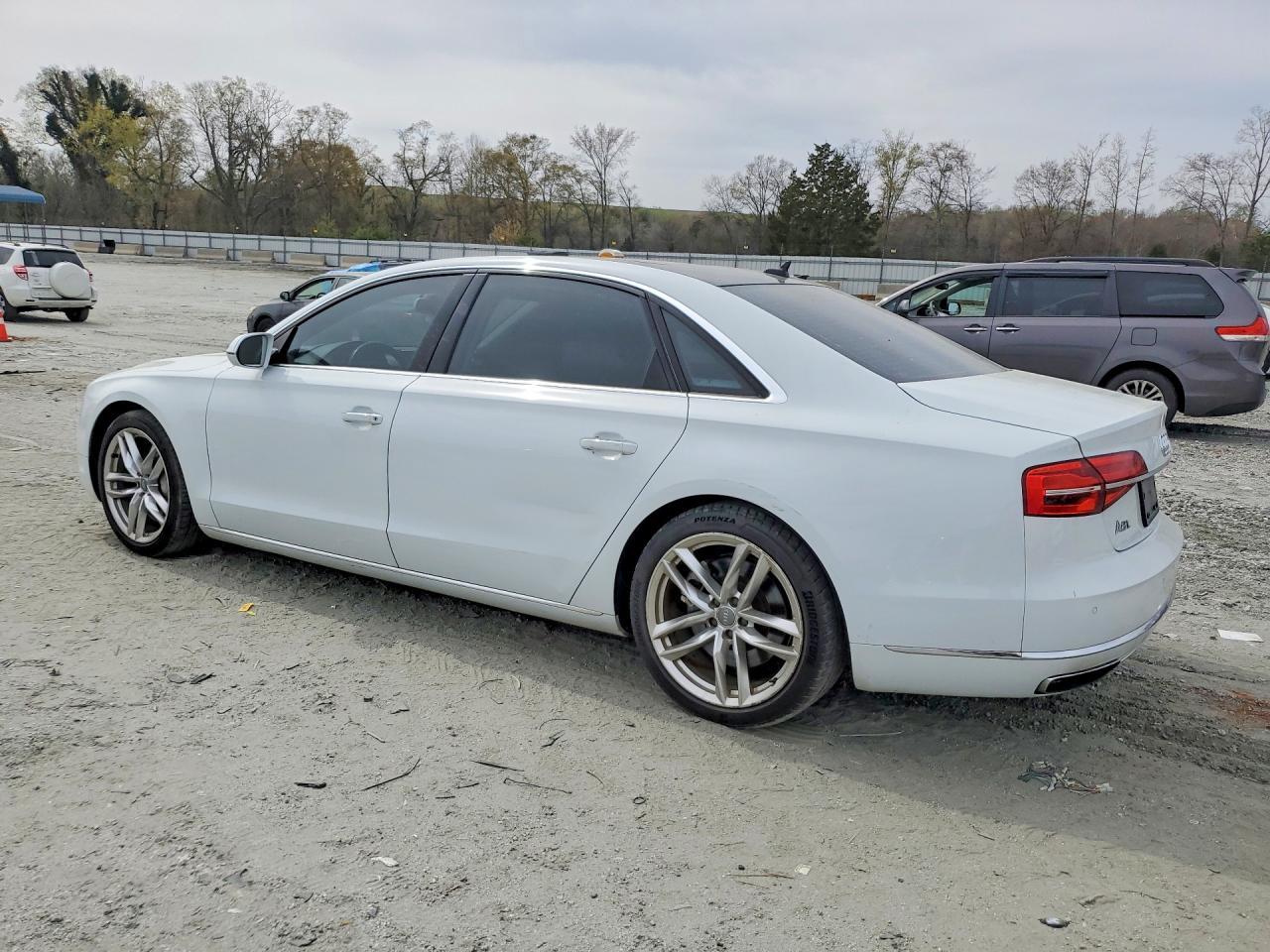 2015 AUDI A8
