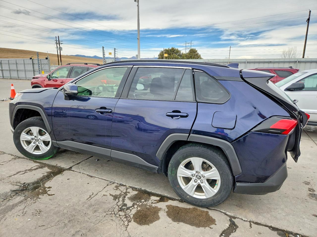 2019 TOYOTA RAV4
