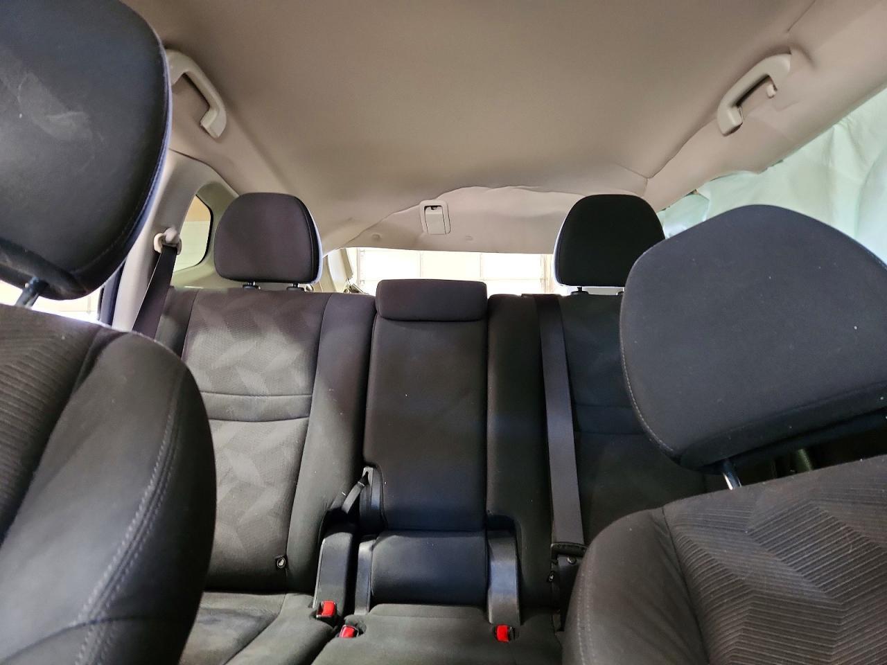 2016 NISSAN ROGUE