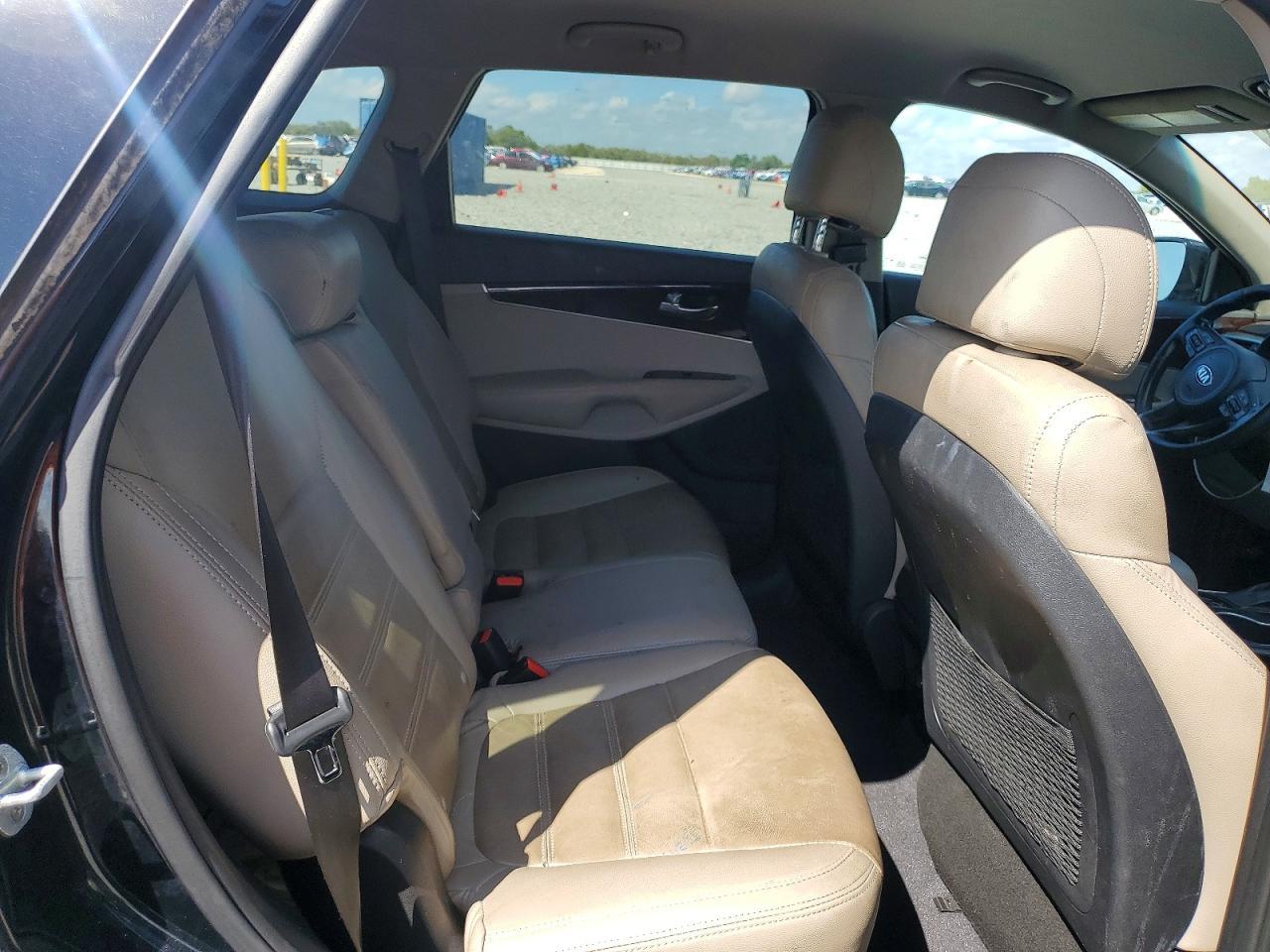 2017 KIA SORENTO