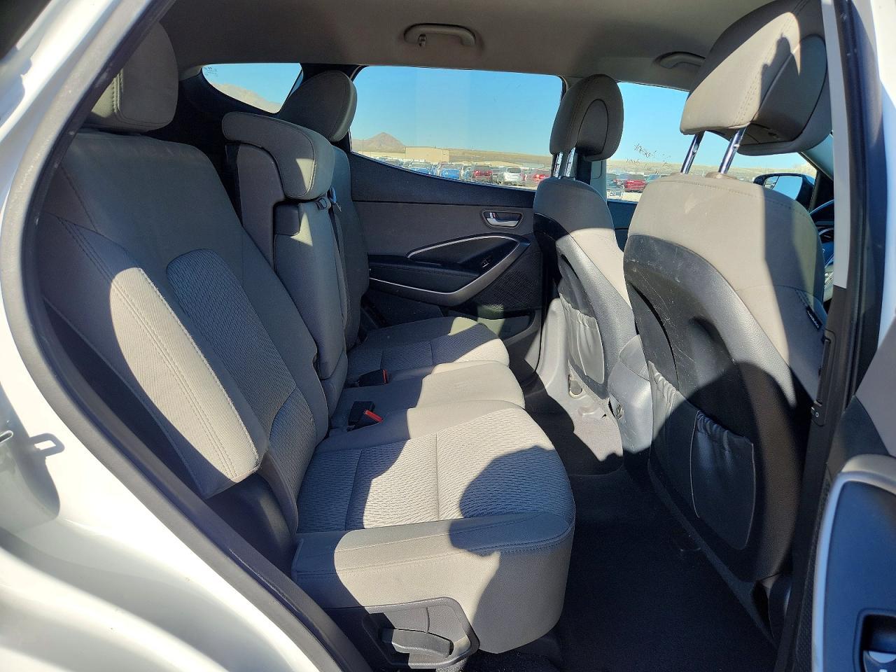 2016 HYUNDAI SANTA FE