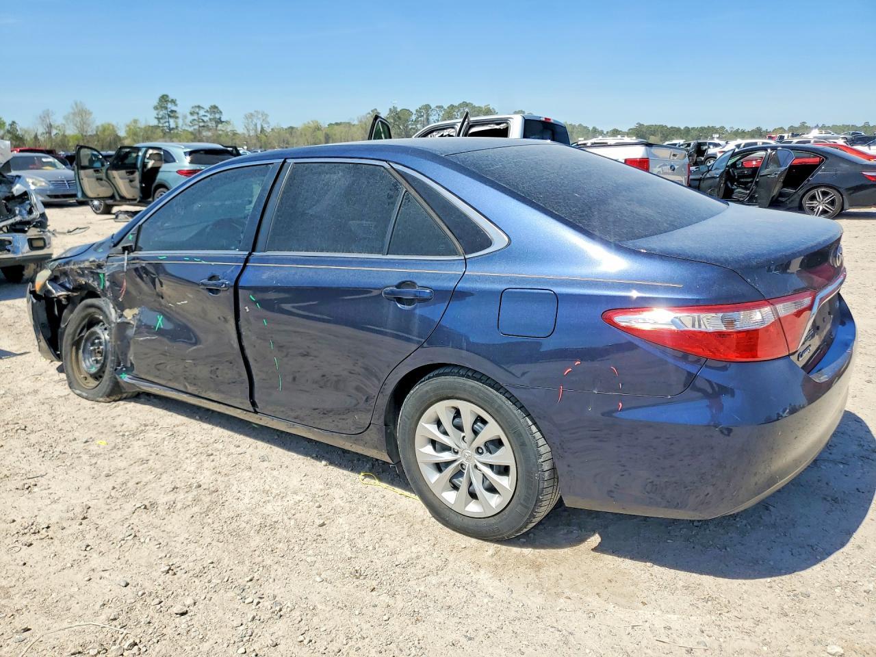 2015 TOYOTA CAMRY