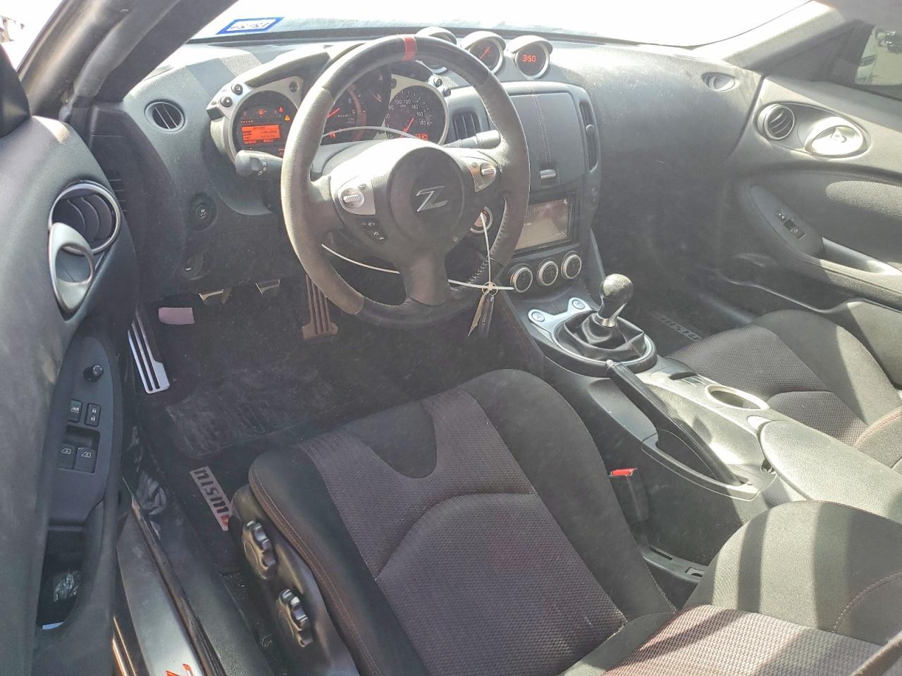 2014 NISSAN 370Z