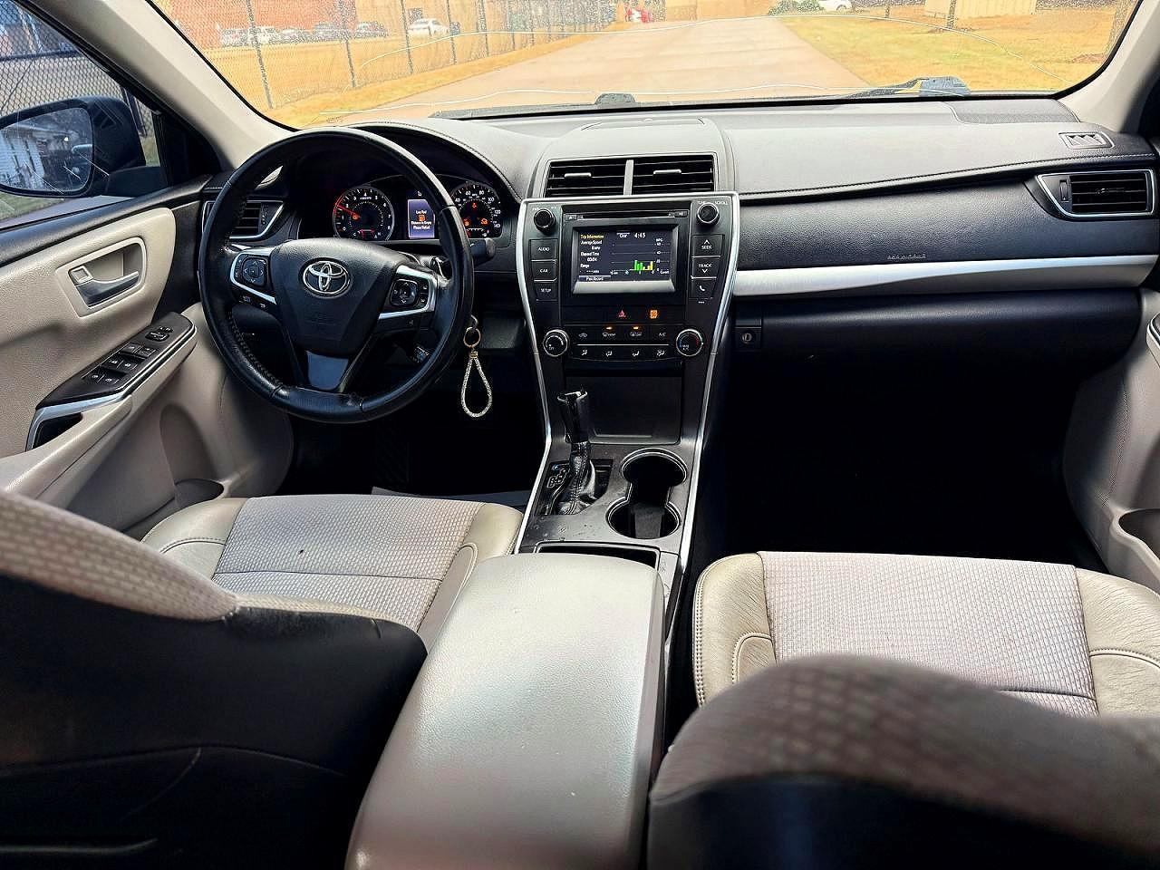 2016 TOYOTA CAMRY