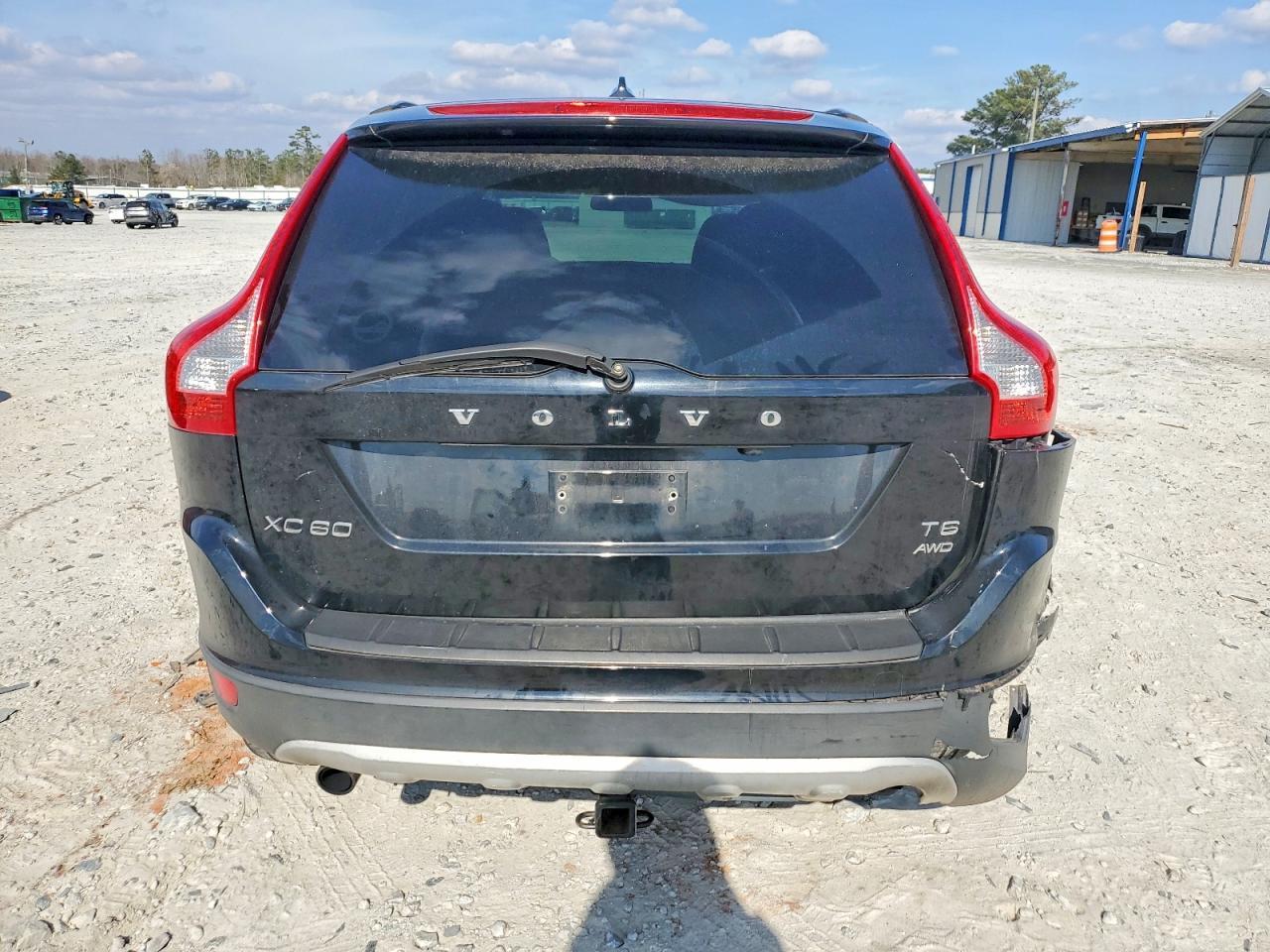 2011 VOLVO XC60