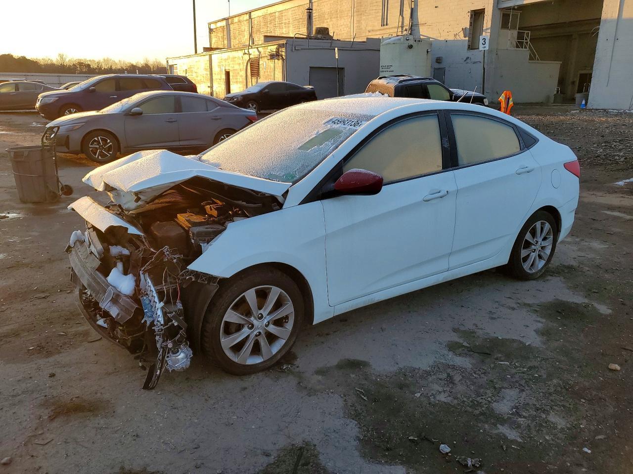 2014 HYUNDAI ACCENT
