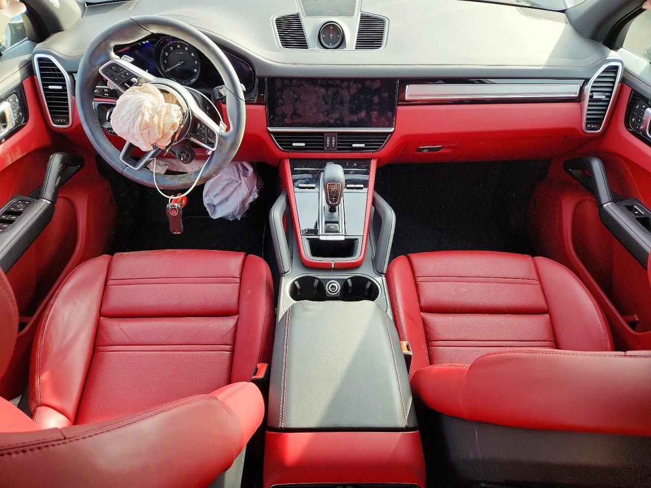 2023 PORSCHE CAYENNE