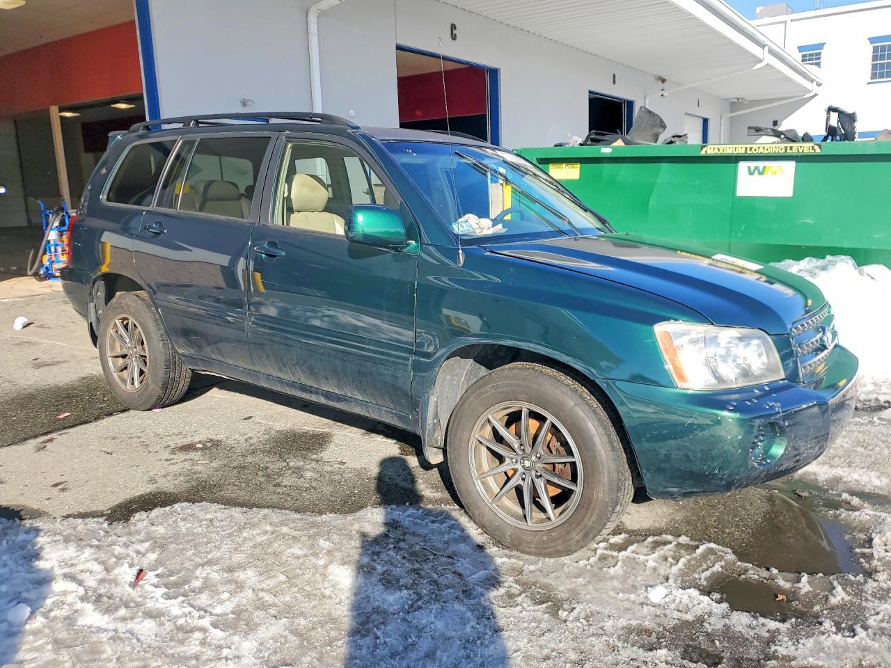 2003 TOYOTA HIGHLANDER