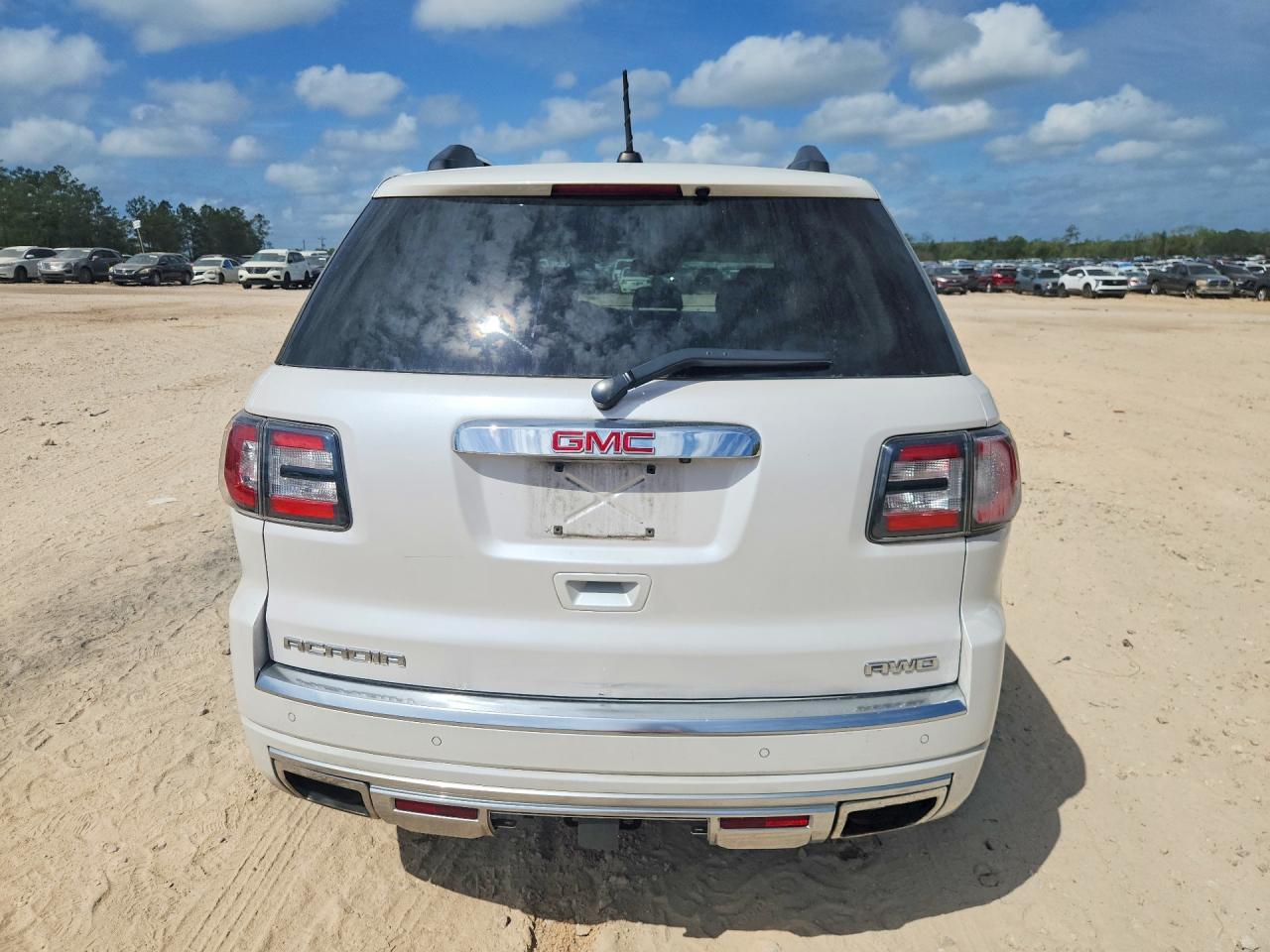 2016 GMC ACADIA
