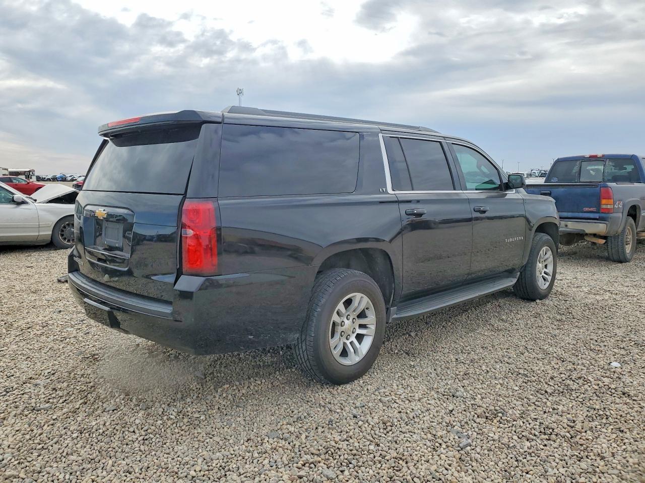 2015 CHEVROLET Suburban