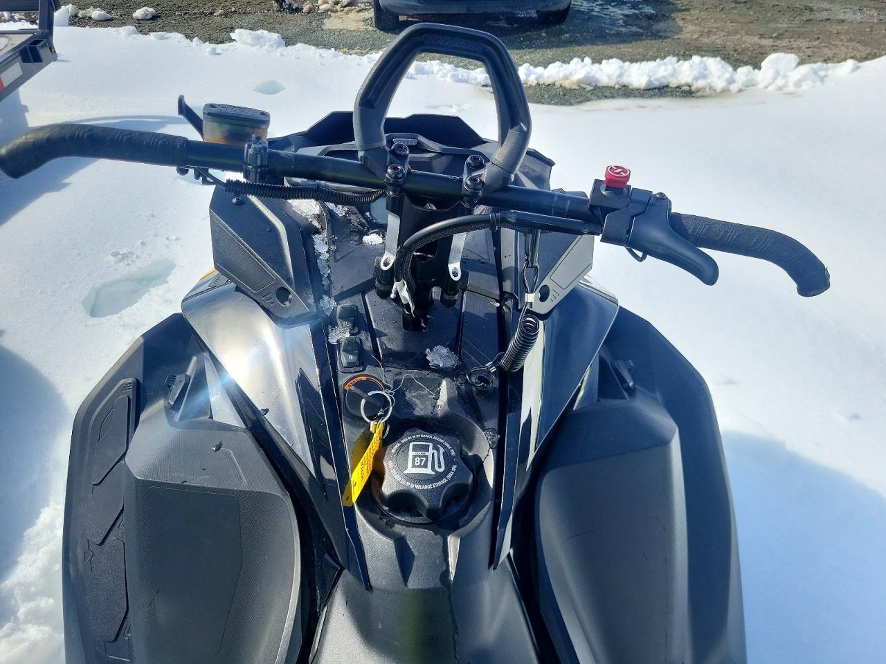 2023 SKI-DOO Snowmobile