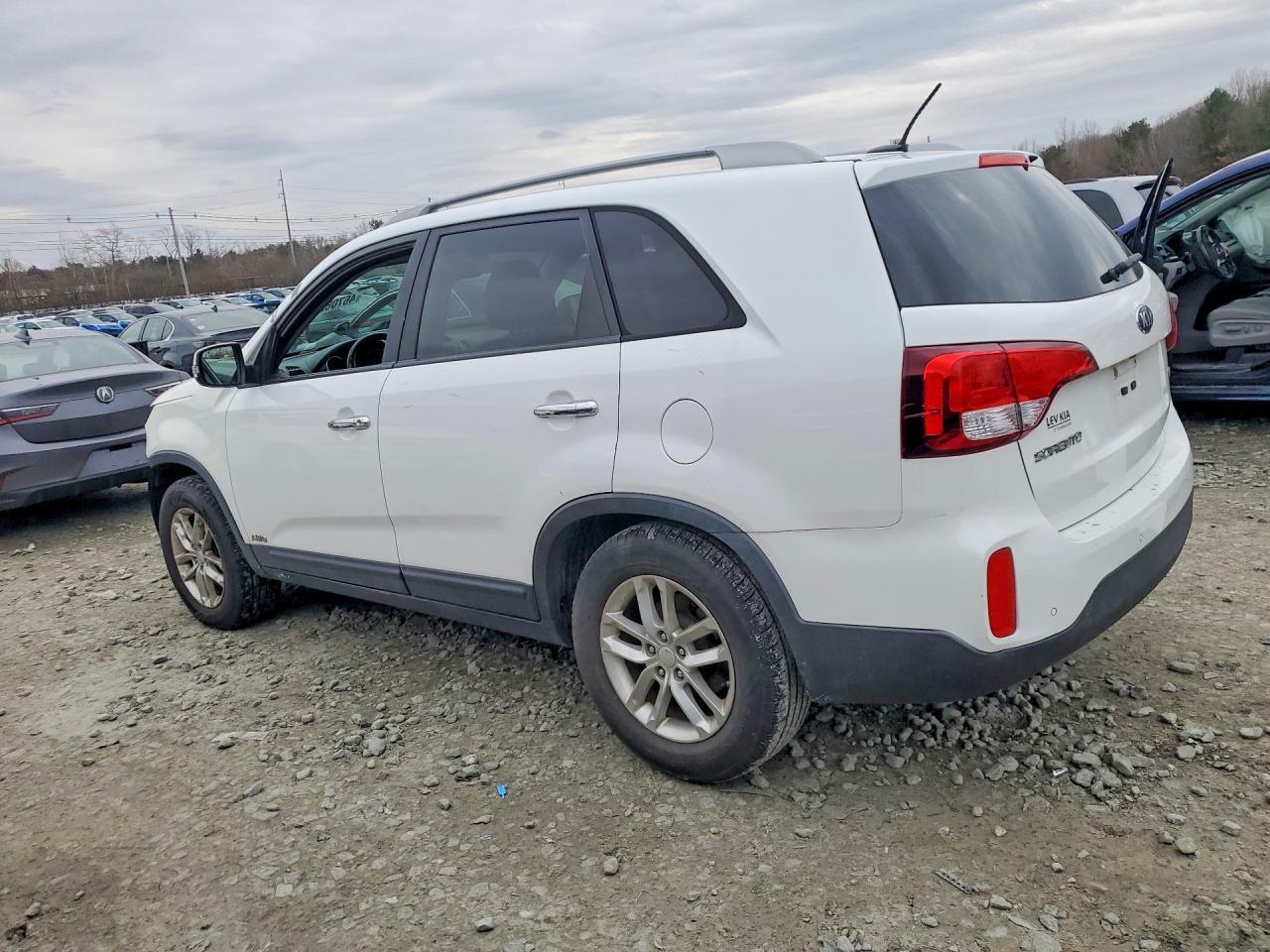 2015 KIA SORENTO