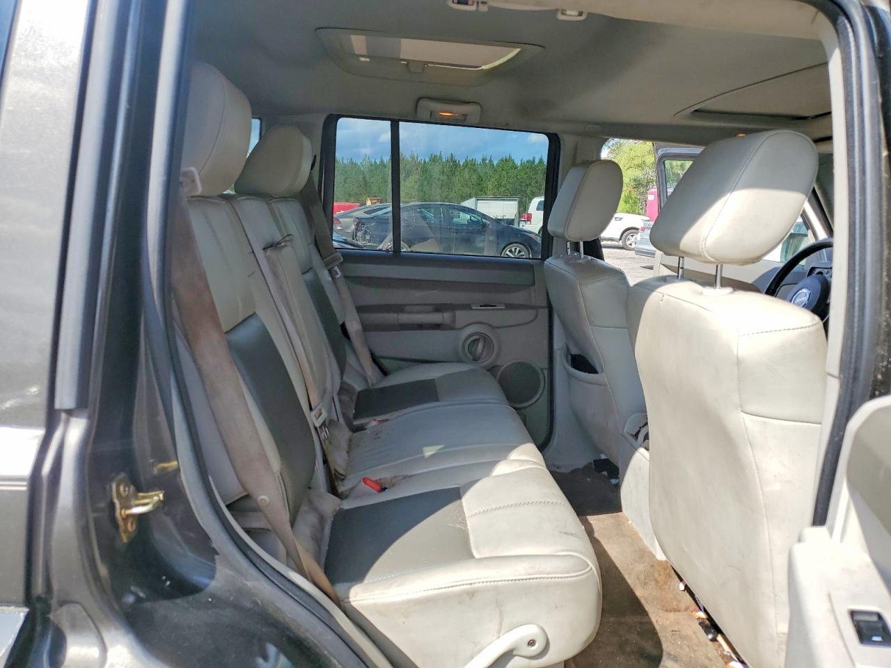 2006 JEEP Commander