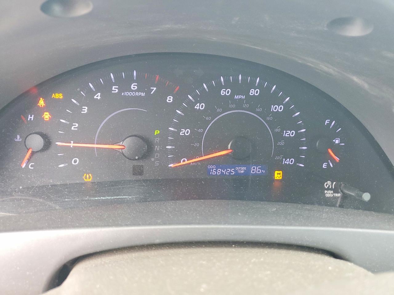 2011 TOYOTA CAMRY