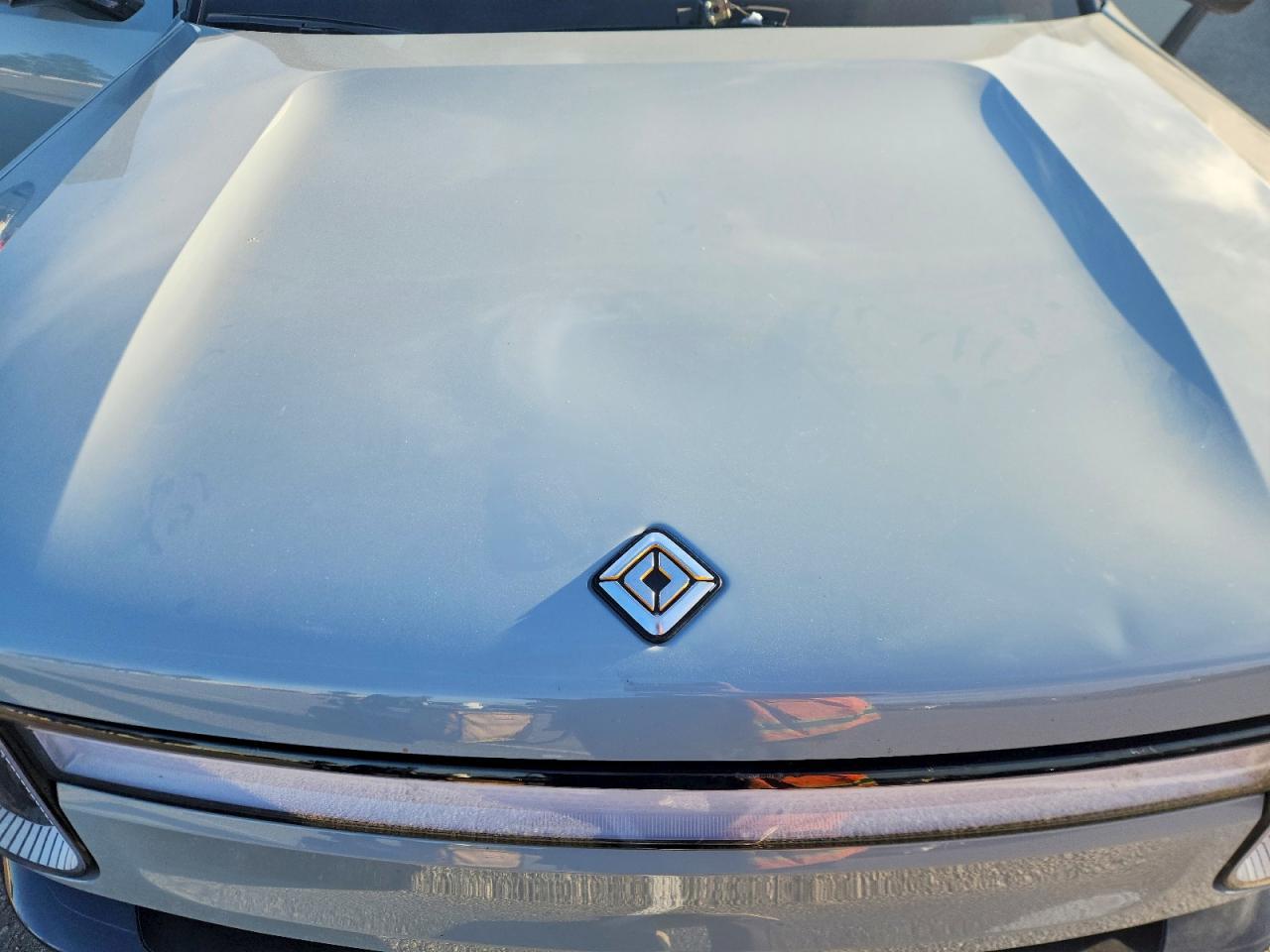 2023 RIVIAN R1s