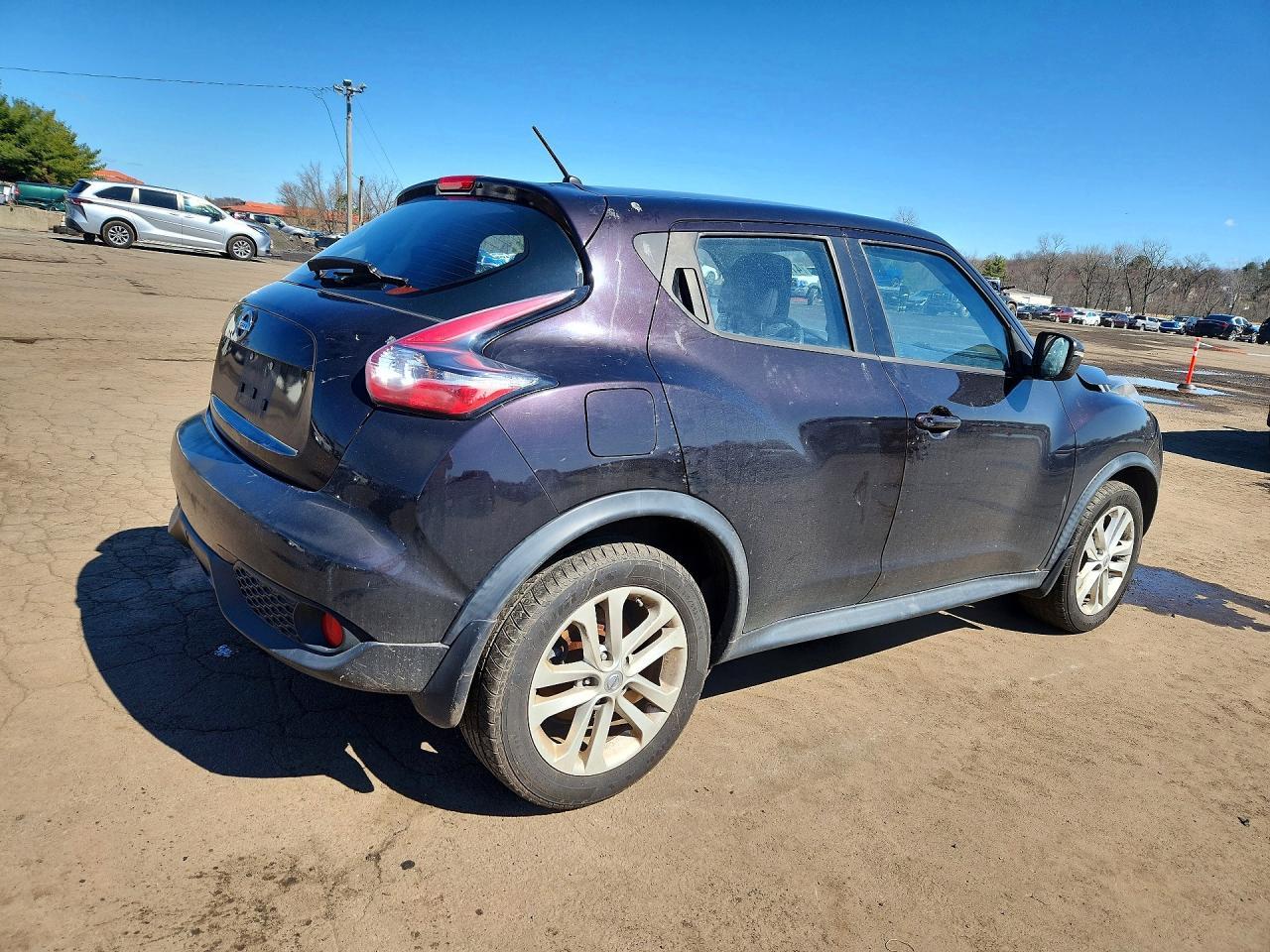 2016 NISSAN Juke